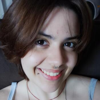 Babysitter in São José do Rio Preto: Beatriz