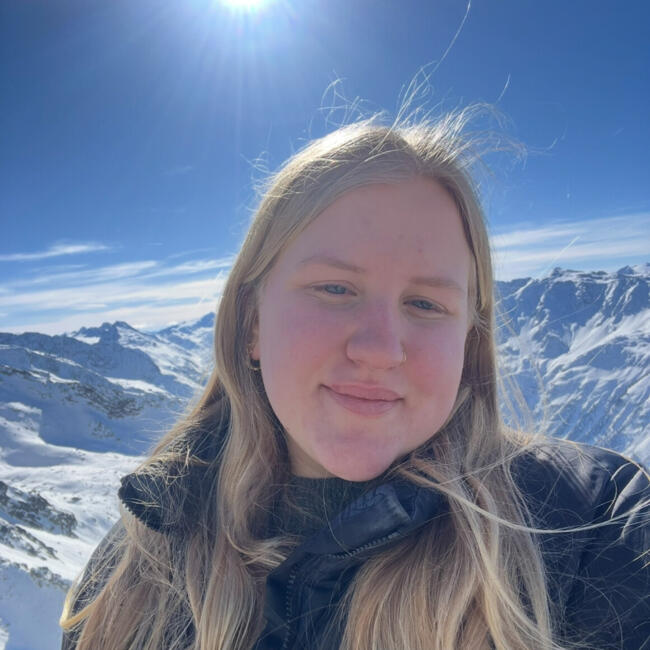 Babysitter in Dudelange: Emily