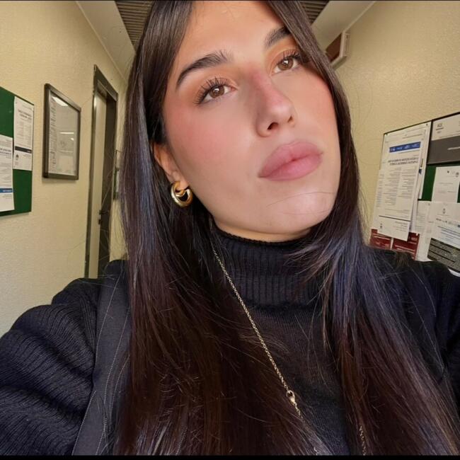 Babysitter a Milano: Adriana