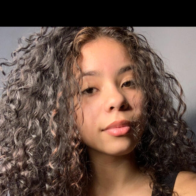 Babá em Taubaté: Tays