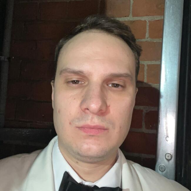 Babysitting job in London: Vladyslav