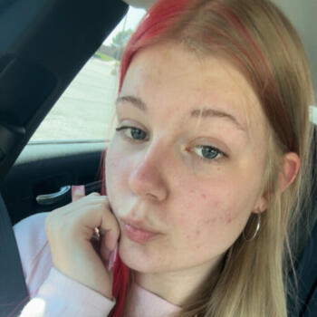 Babysitter in Kansas City: Nadiia