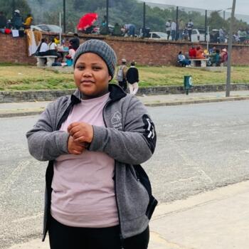 Babysitter in East London: Sinentlahla