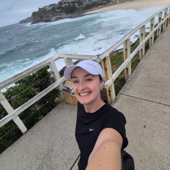 Babysitter in Melbourne: Steph