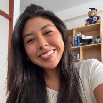 Babysitter in La Molina: Maria Gracia