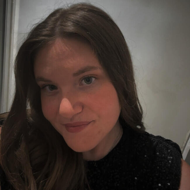 Babysitter in Grézieu-la-Varenne: Pauline
