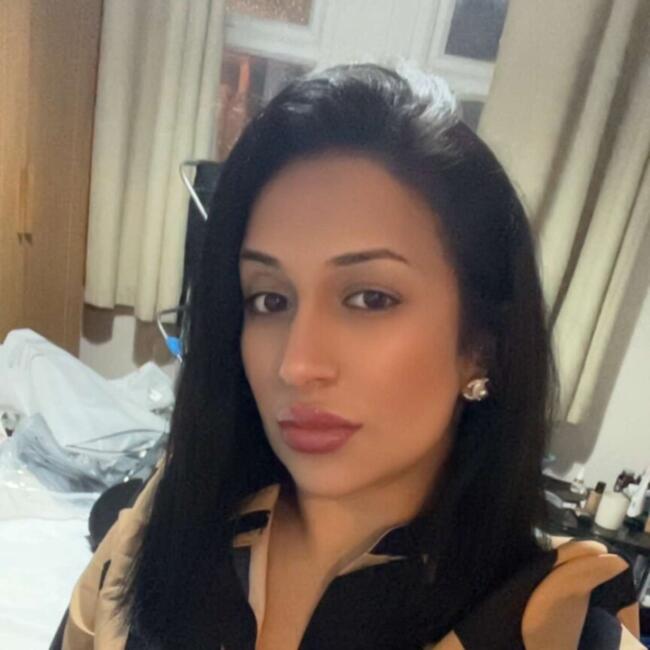 Babysitter in Nice: Zahra