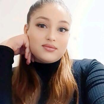 Babá em Balneário Camboriú: Laurianne