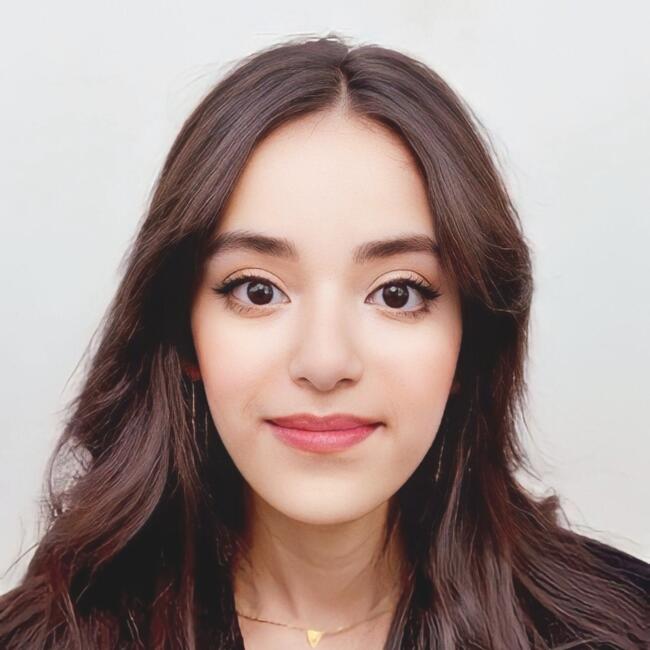 جليسة أطفال في رباط: Nada