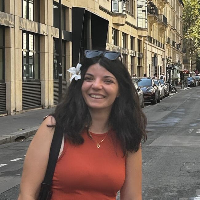 Babysitter a Vedelago: Veronica