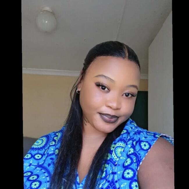 Babysitter in eManzimtoti: Lungile