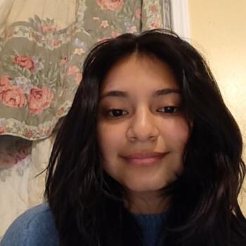 Babysitter East Elmhurst: Emmy Paredes