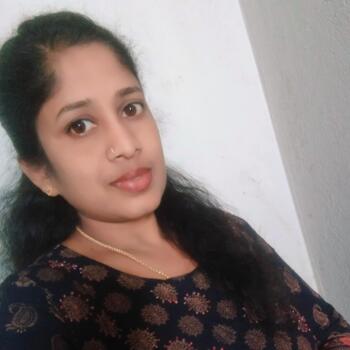 Babysitter Bengaluru: Divya Gopal Gowda