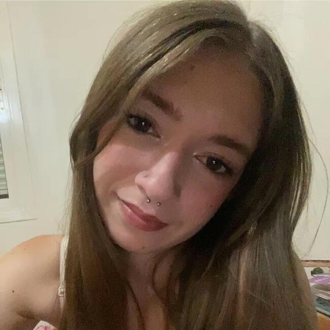 Babysitter in Lucena: Laura
