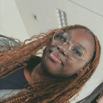 Babysitter in Vitry-sur-Seine: Marie grace