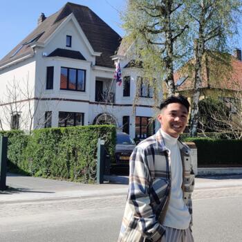 Babysitter in Brugge: Lars