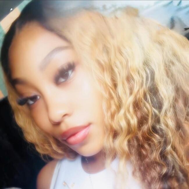 Babysitter in Orlando: Shania