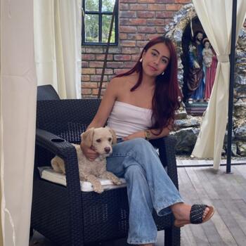 Babysitter in Bogotá: Sara camila