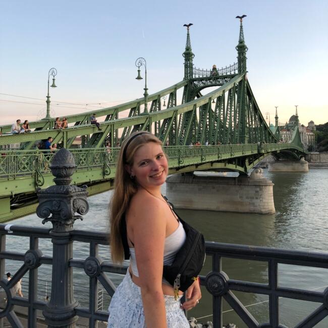 Babysitter in Gold Coast: Milly