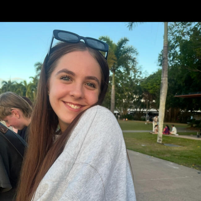 Babysitter in Brisbane: Summer