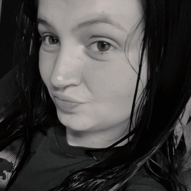 Babysitter in Saint-Pol-sur-Ternoise: Anais
