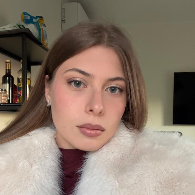 Babysitter in Palermo: Aurora