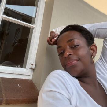 Babysitting job in Hilton: babysitting job Wedu