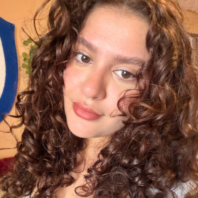 Babysitter in Cartago: Elena