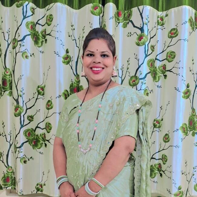 Babysitter in Pune: Sarla