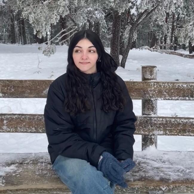 Canguro en Collado Villalba: Camila