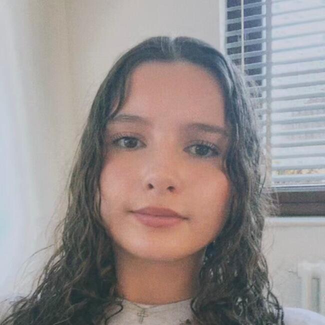 Babysitter in Namur: Chloé