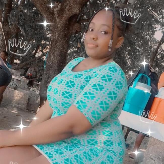 Babysitter in Santo Domingo: Laury