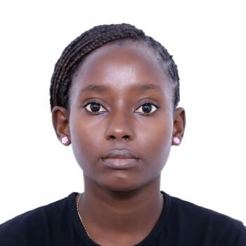 جليسة أطفال في إمارة الشارقة: Marion