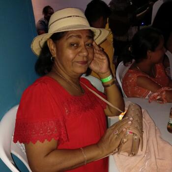 Niñera Panamá: Elvia