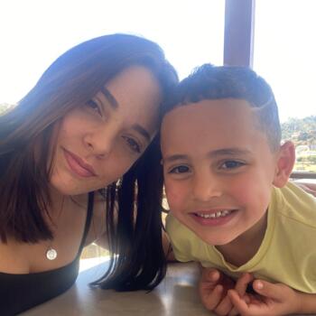 Babysitter in Nova Friburgo: Livia