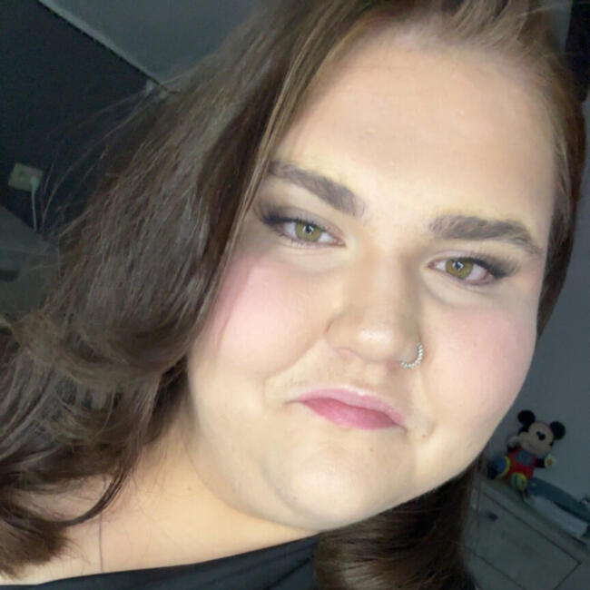 Babysitter in Charleroi: Asena