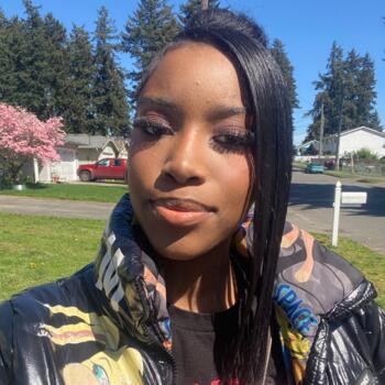 Babysitter Tacoma: Nijayah