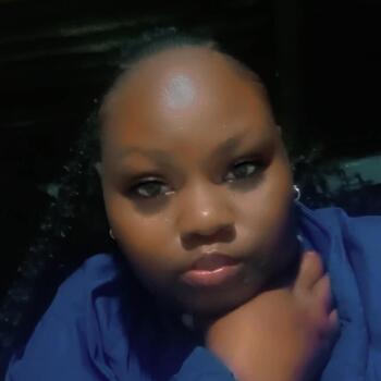 Nanny Umhlanga: Zinhle zeeh