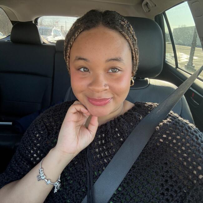 Babysitter in Middletown (New York): Dee