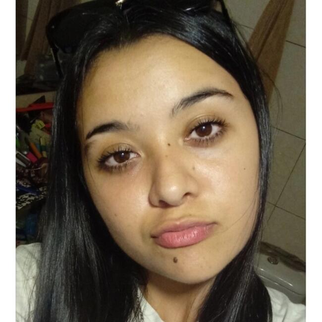 Babysitter in Montevideo: Nicole