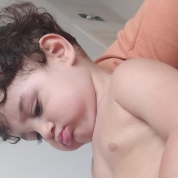 Emprego de babá em Joinville: emprego de babá Aryanne