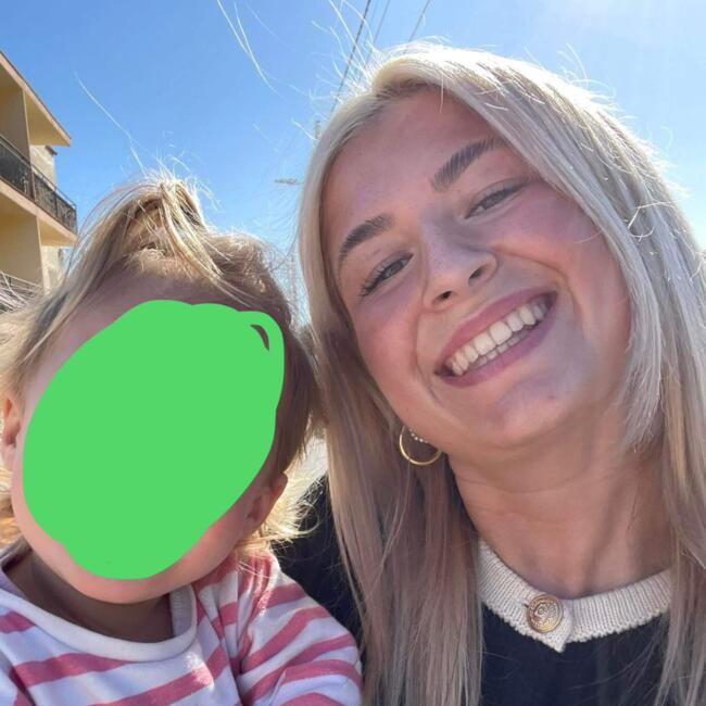 Babysitter in Linz: Emily
