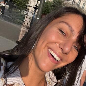 Babysitter a Firenze: Maya