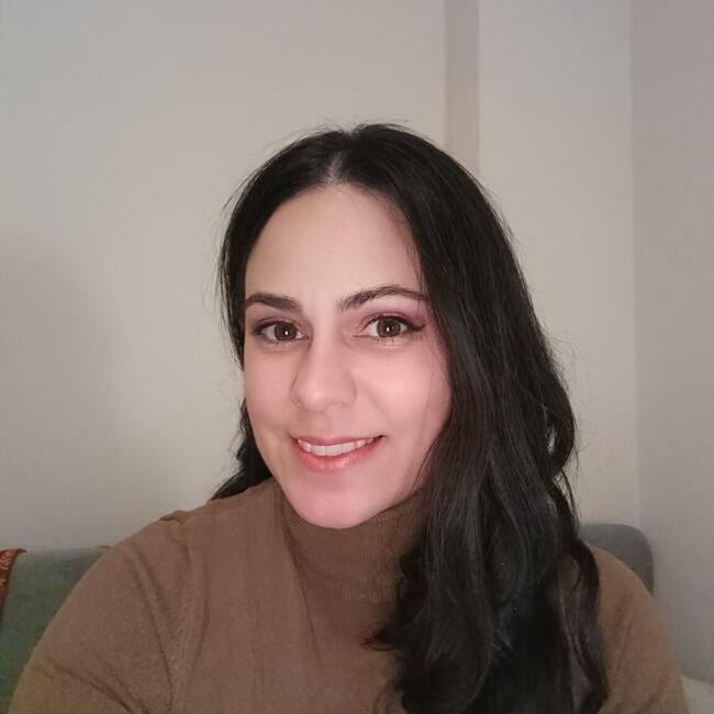 Babysitter in Luxembourg: Ana claudia