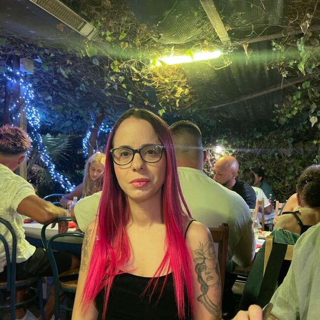 Babysitter in Boliqueime: Gleicielle ferreira