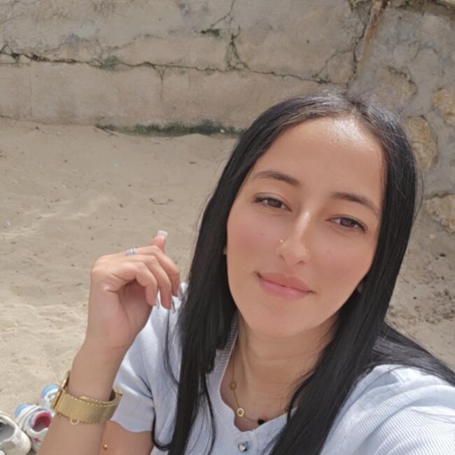 Babysitter στην περιοχή Μασσαλία: Rania