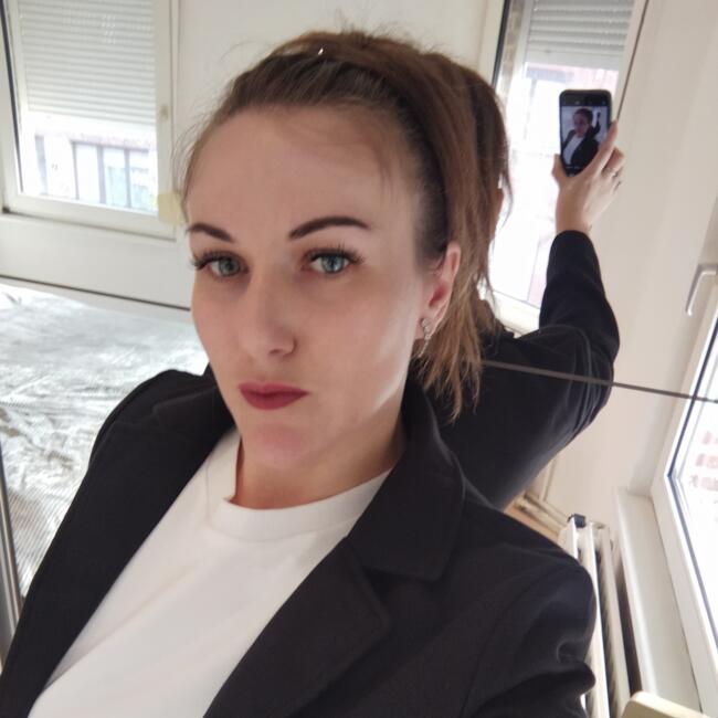 Babysitter in Antwerpen: Marina