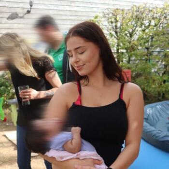 Babysitter in Villeneuve-Saint-Georges: Helena