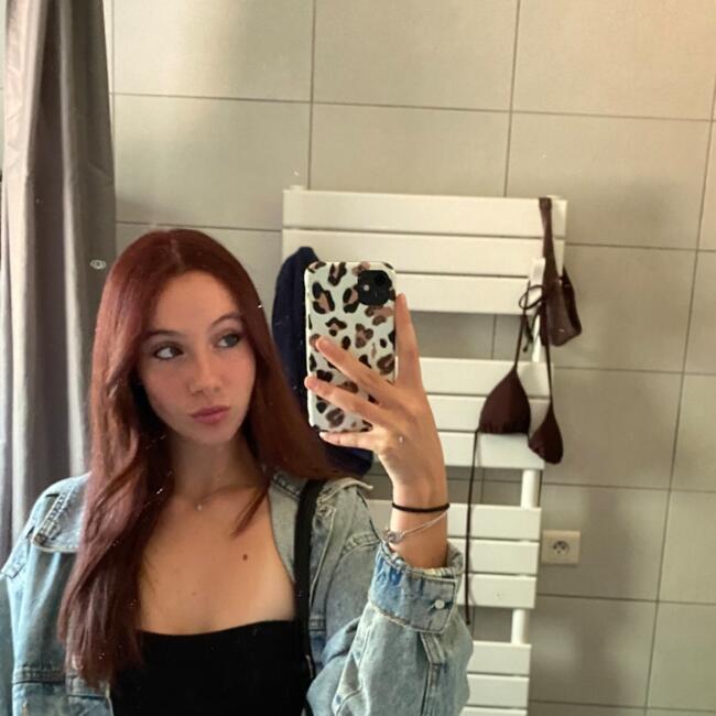 Babysitter in Saint-Martin-d'Hères: Zoé