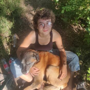 Babysitter in Fleurigné: Emma